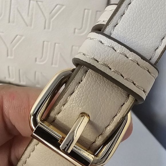 Jones New York Beige Cream Butter Soft Pleather Embossed Crossbody Purse Neutral - Picture 3 of 10